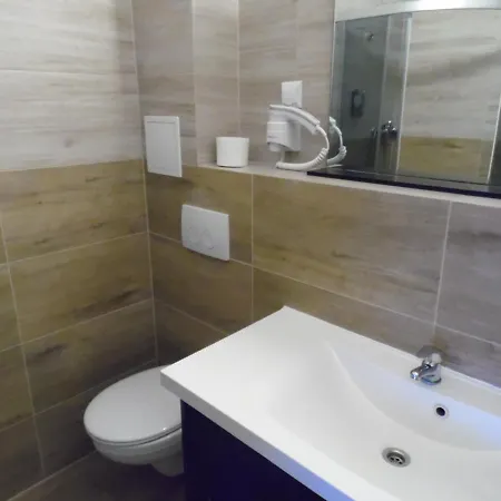 Hostel Dv